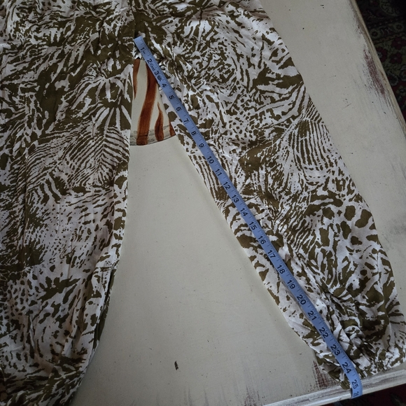 Blue Island Cream Olive Green Abstract Print Strapless Jumpsuit Size Small - Picture 13 of 17